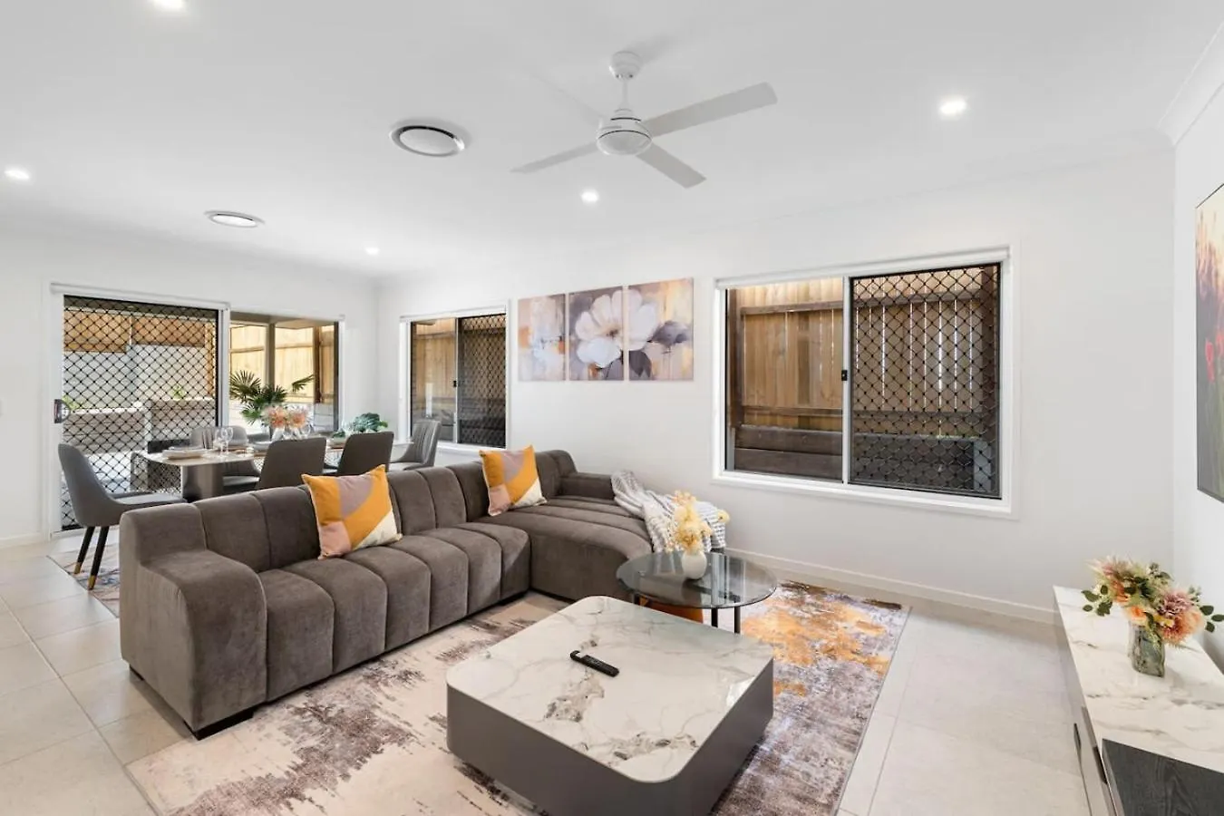 Brand New Modern 5Br House Ducted Ac Near Mall Brisbane 0*,